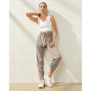 ABERCROMBIE YPB MOTION JOGGER IN COLOR OAT